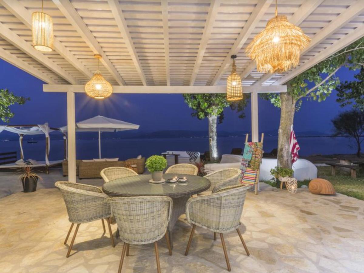 Beach Gem Lefkími Kültér fotó